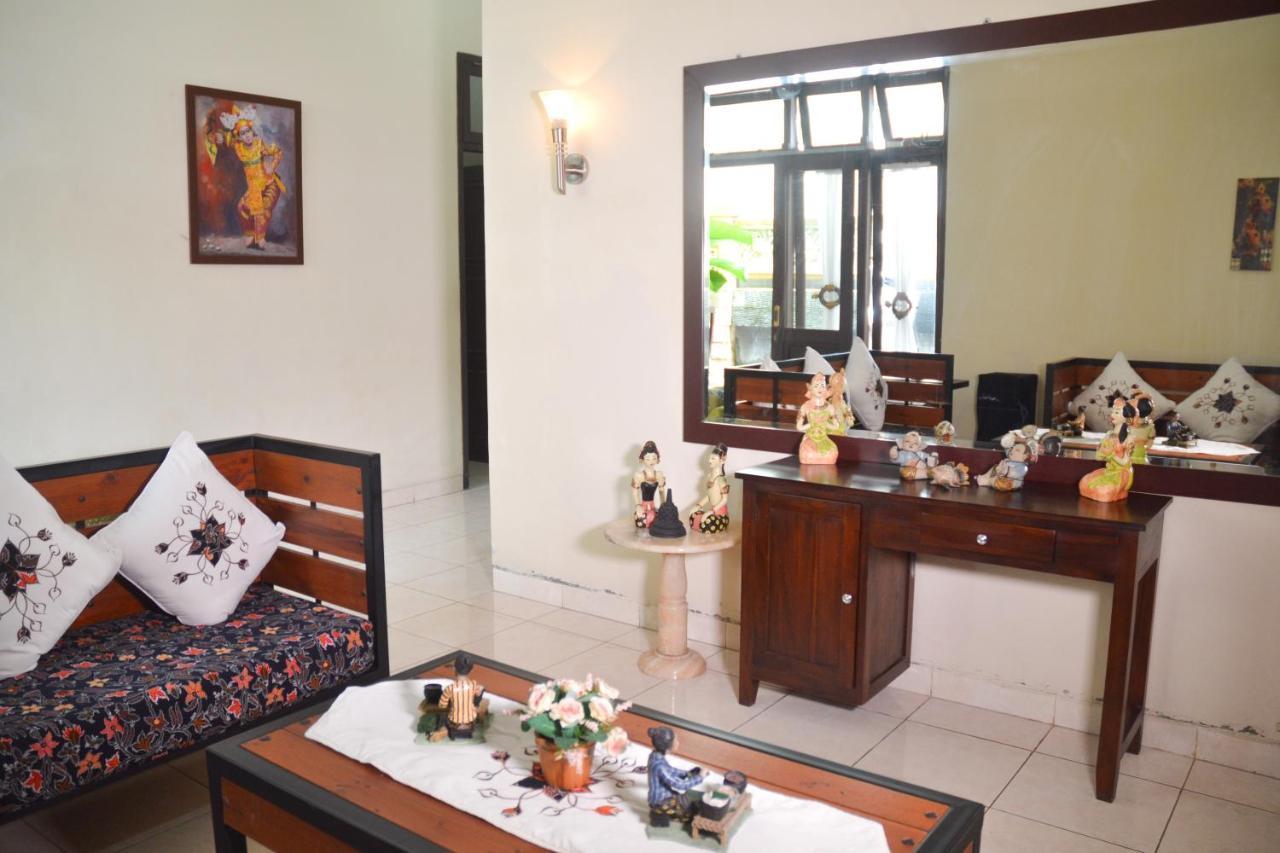 Roemah Canting Homestay Yogyakarta Kültér fotó