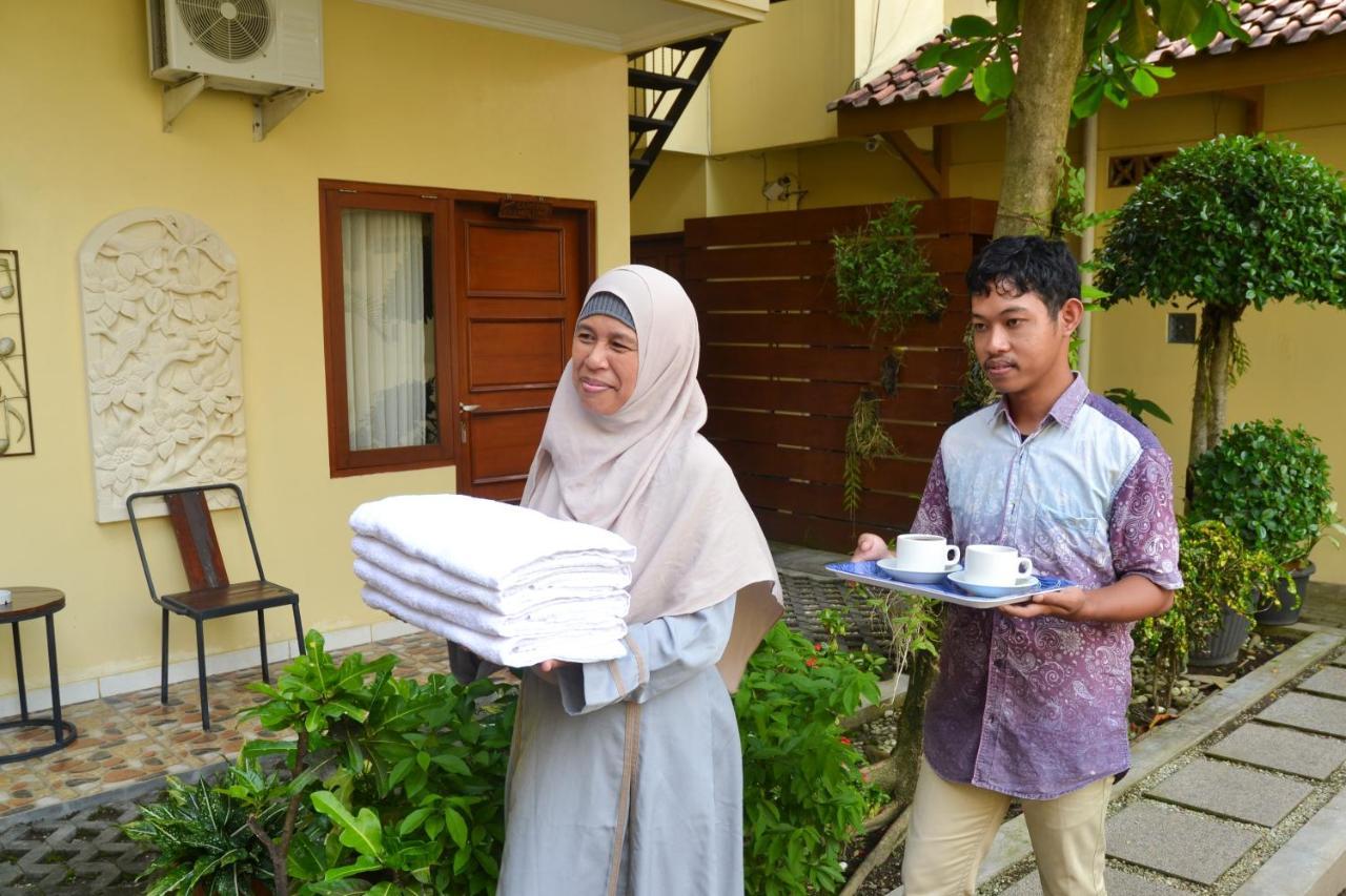 Roemah Canting Homestay Yogyakarta Kültér fotó